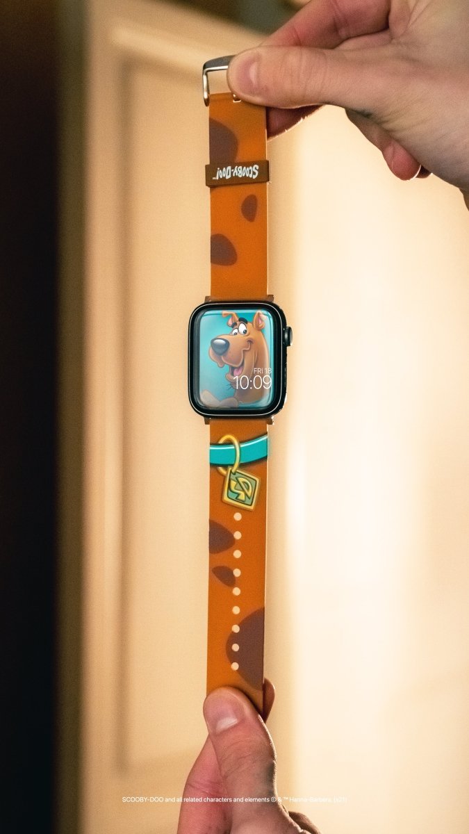 WARNER BROS. Scooby Doo Ghosts Afoot Apple Watch Strap - MobyFox